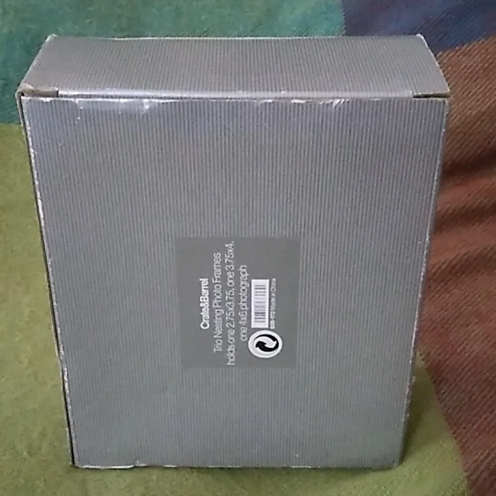 Crate & Barrel Trio Nesting Photo Frames